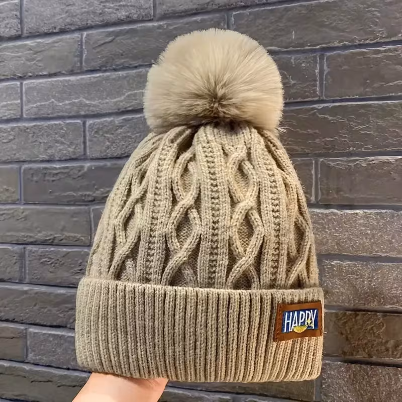 Gorro Invernal Grueso y Cálido para Mujer con Orejeras de Felpa